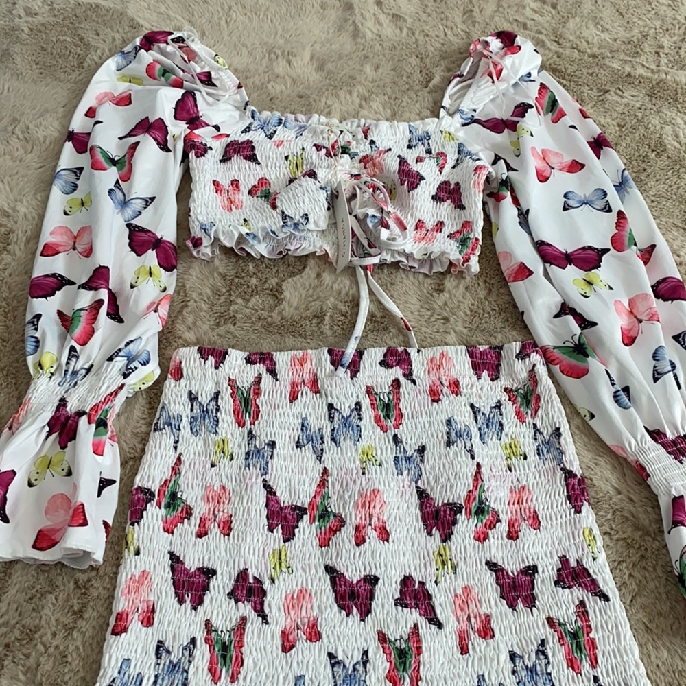 Butterfly set - Picture 2 of 2